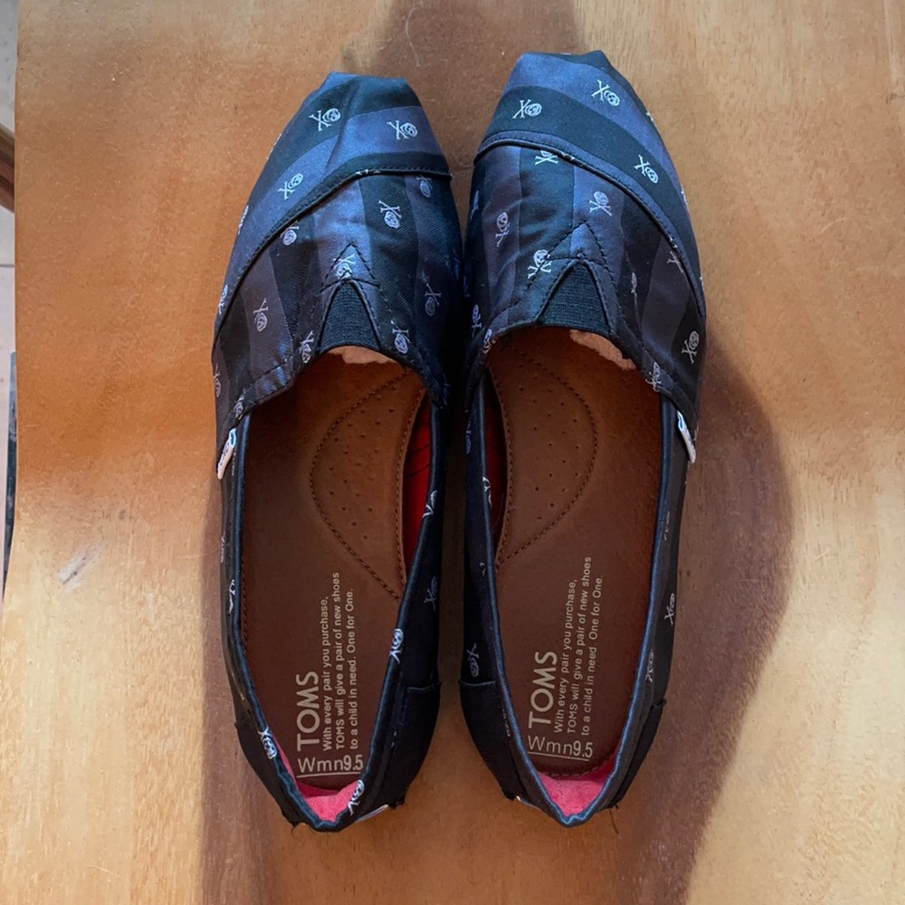 TOMS